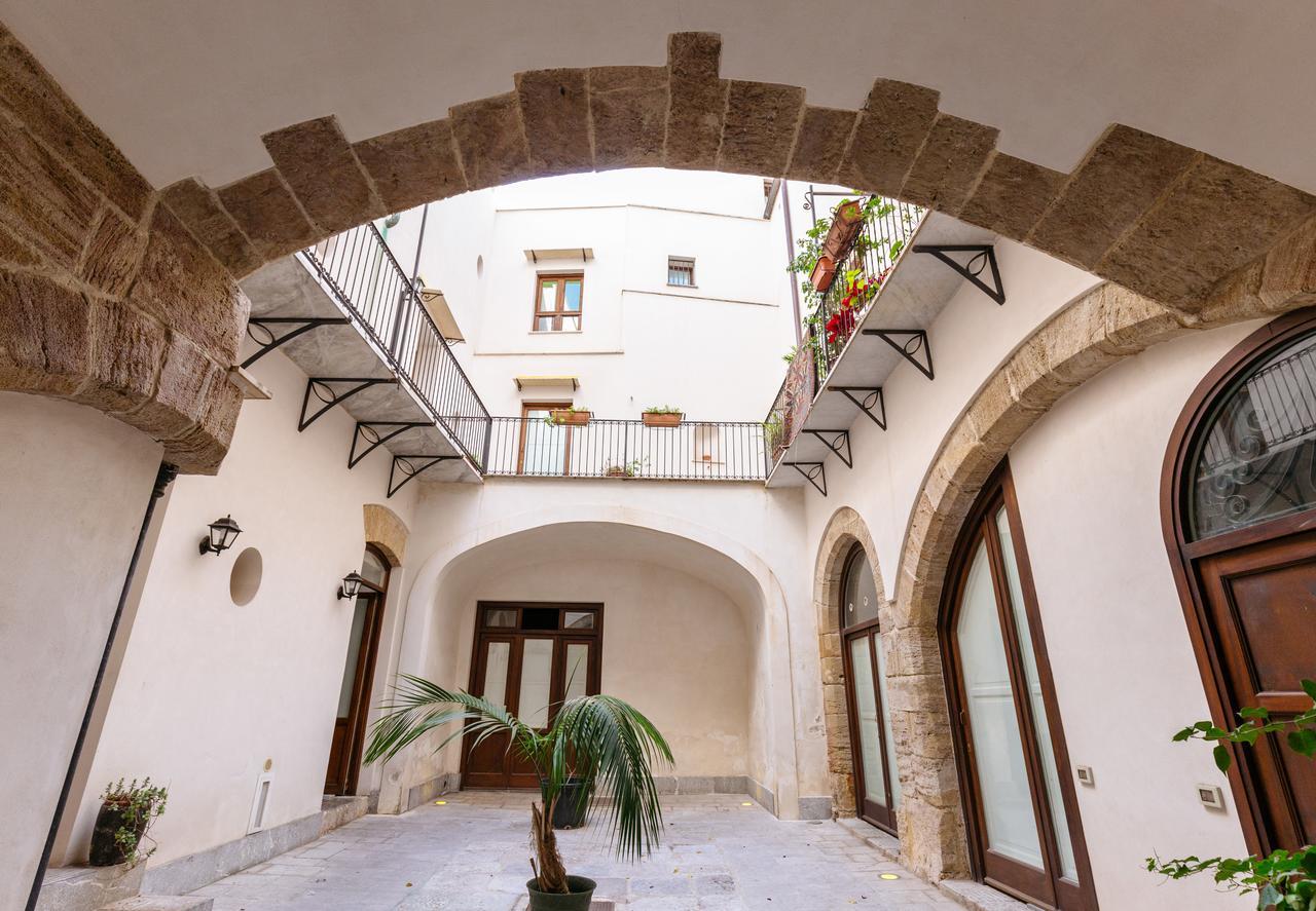 Appartamento Luminoso Ai Quattro Canti Palermo Eksteriør billede